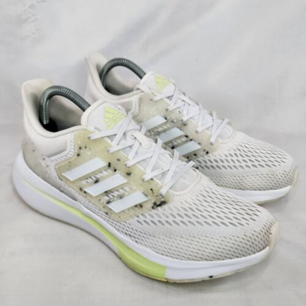 Adidas EQ21 Running Shoes White Green Ghost GX6216 Comfort Clean Womens Size 8.5